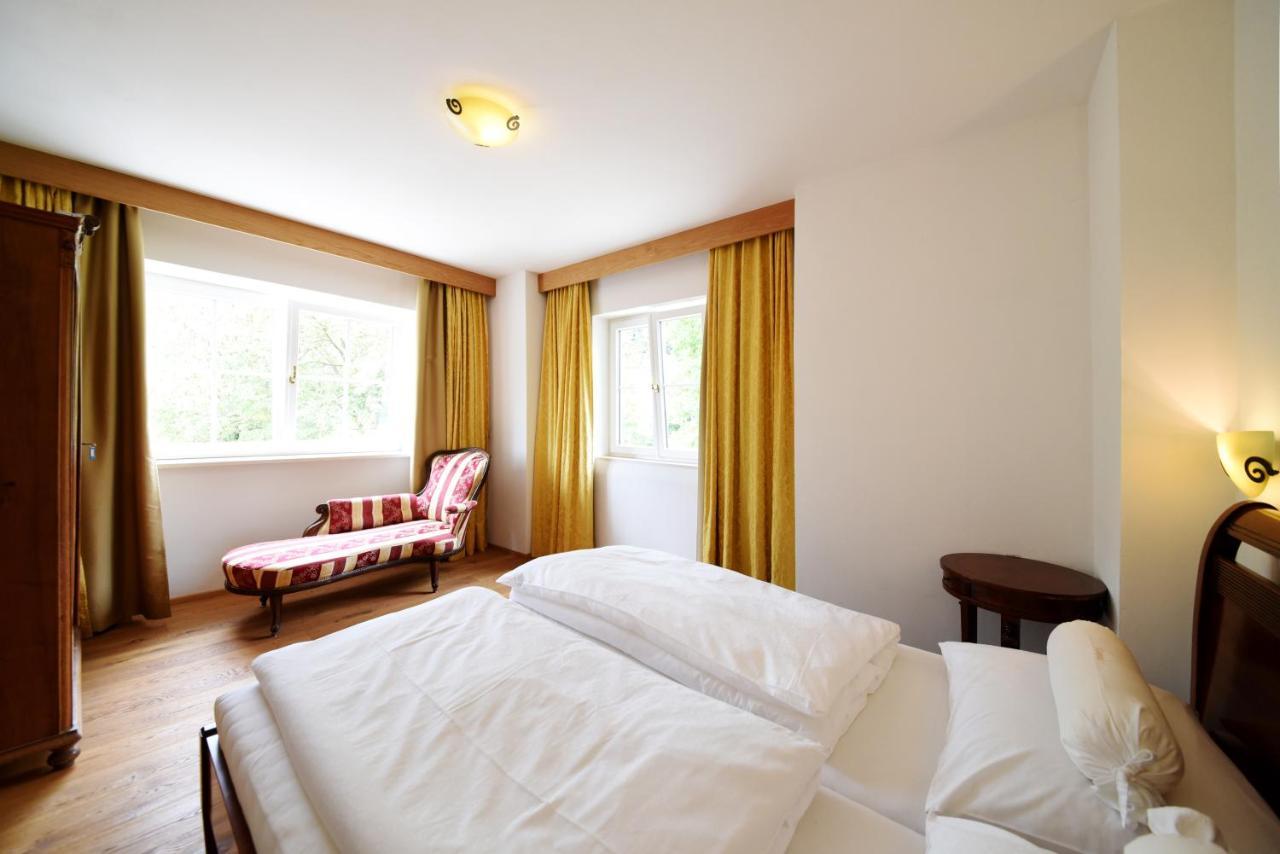 Castel Campan Pension Brixen Buitenkant foto
